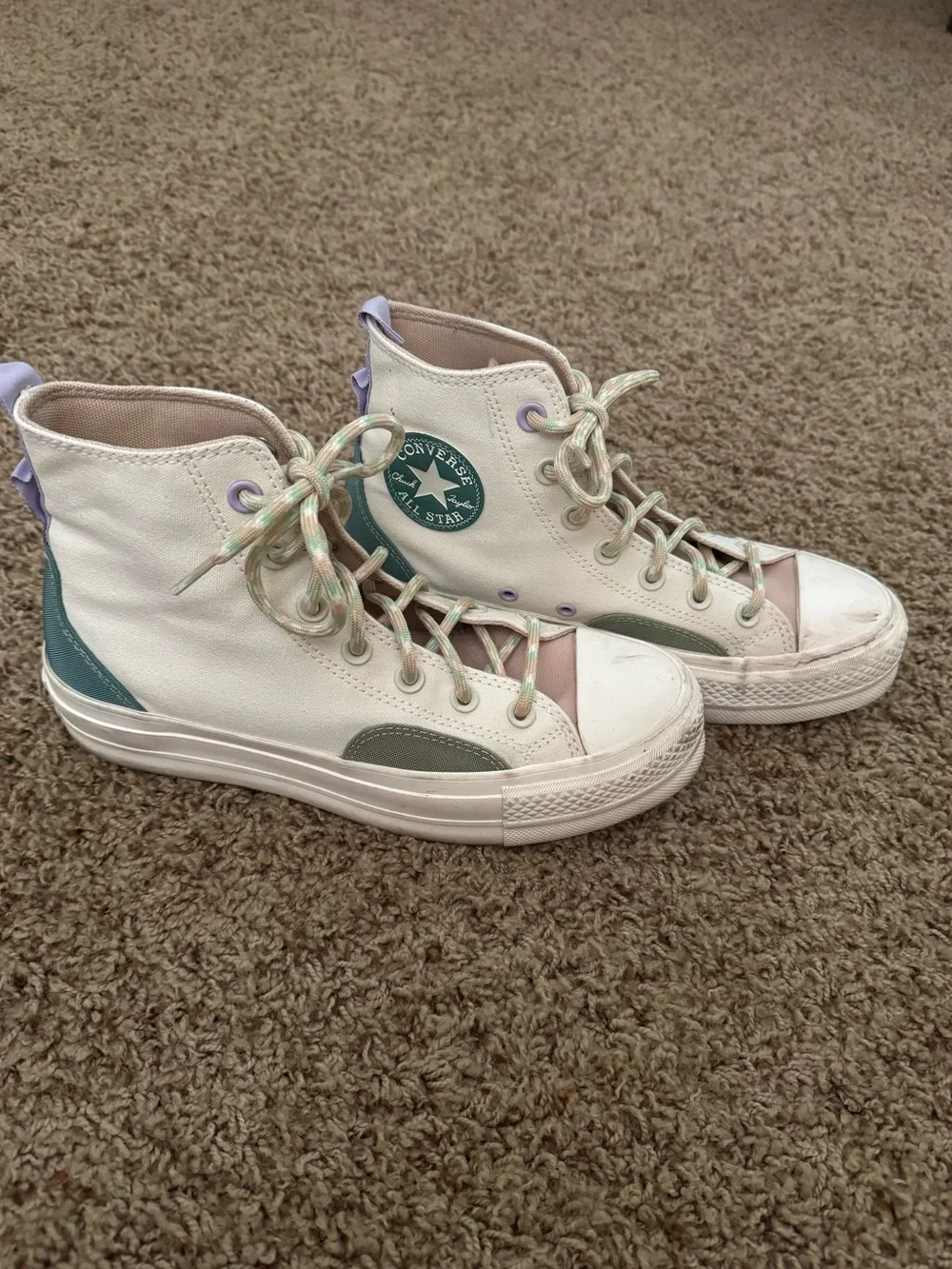 Converse platforms women’s